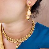 Delicate Rajwadi Short Necklace 