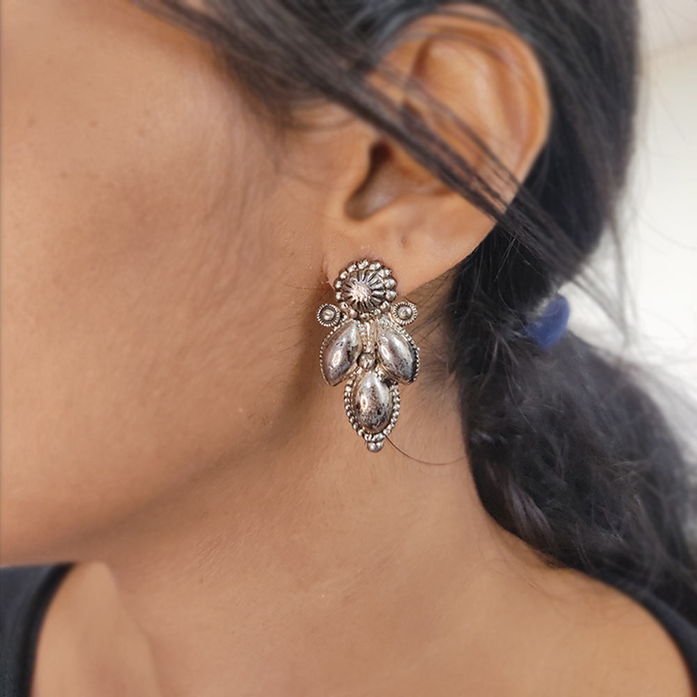 Buy Oxidised Earrings. | Damroo Shapr online from SHRI KALAIVANI