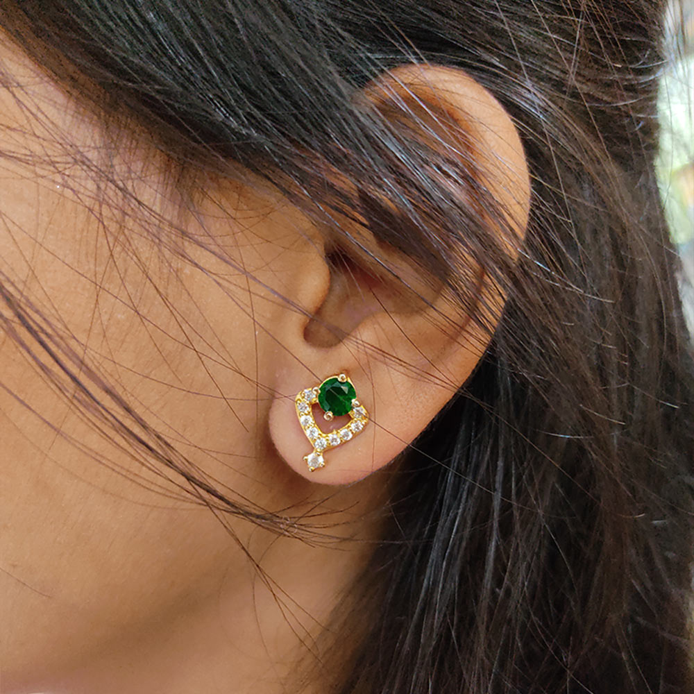 Unique Design Studs/Ear Tops Delicate Stones Studded