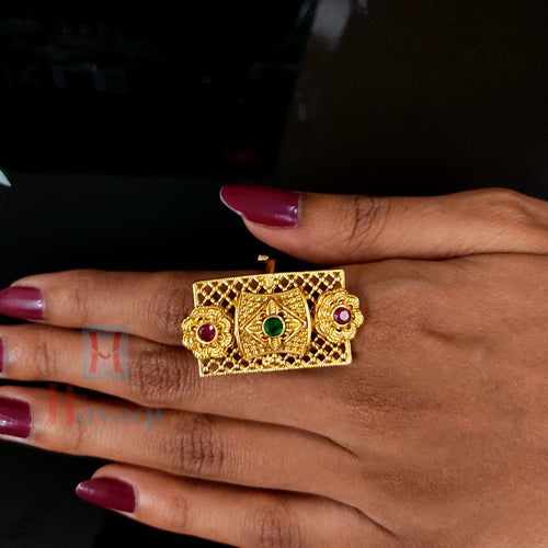 Finger Ring Rajwadi Polish Broad Design