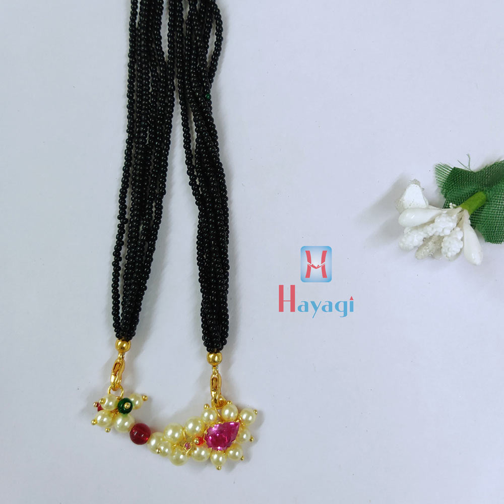 Traditional Nath Pendant Mangalsutra With 6 Line Poth
