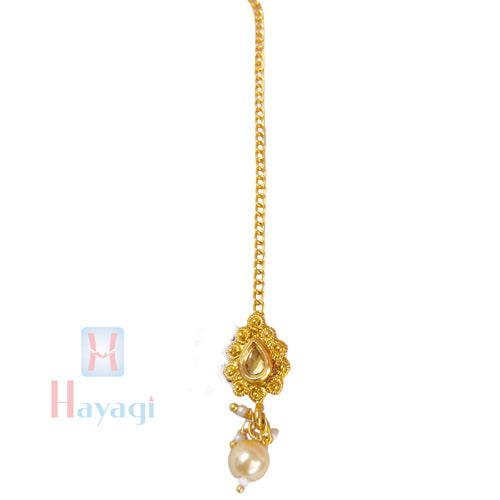 Small Golden Bindi With Kundan Tilak Shape