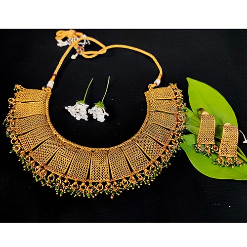 Green Crystal Golden Necklace 